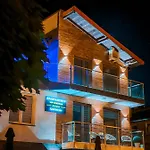 Vip Centrum Apartment *